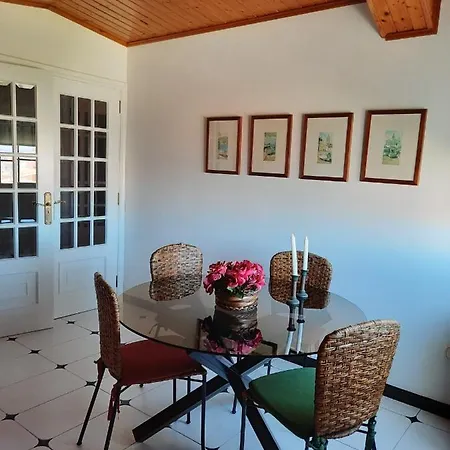 Atico En Con Jardin * オ・グローベ